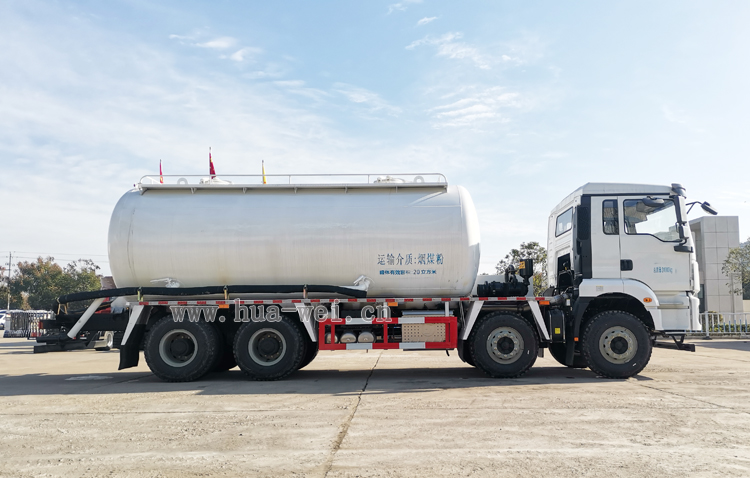 8x4陜汽德龍M3000系列SGZ5311GFLSX6型粉罐車(chē)|18立方油田專(zhuān)用下灰罐車(chē)（上置空壓機）