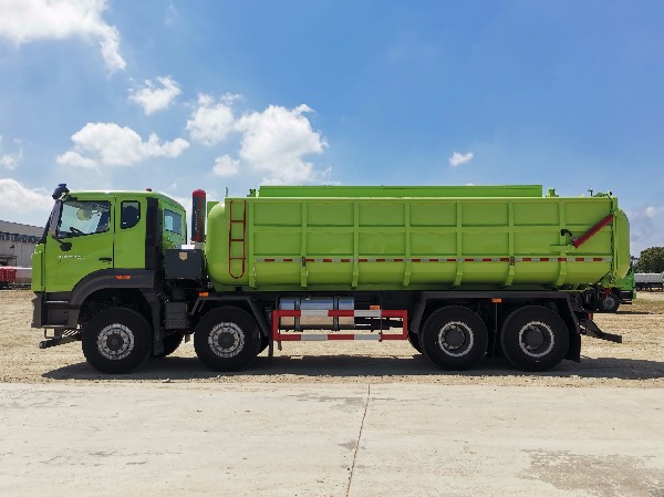 8x4重汽豪沃【25立方】污泥自卸車(chē)/污泥運輸車(chē)