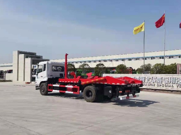 東風(fēng)天錦SGZ5180ZBGDF6型背罐車(chē)【選裝液壓伸縮吊臂】