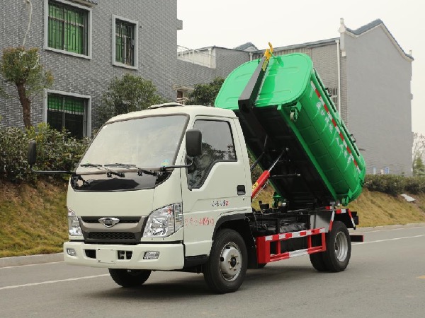 福田時(shí)代小卡之星2鉤臂式垃圾車(chē)｜車(chē)廂可卸式垃圾車(chē)｜3-4立方垃圾箱專(zhuān)用轉運車(chē)