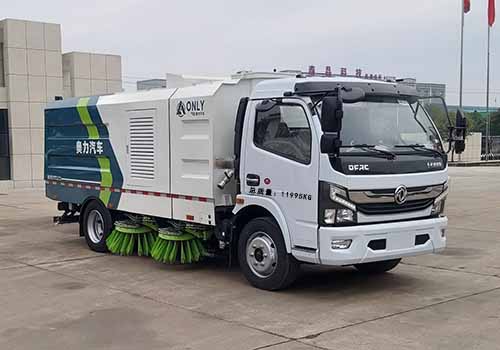華威馳樂(lè )牌SGZ5129TSLEQ6型掃路車(chē)