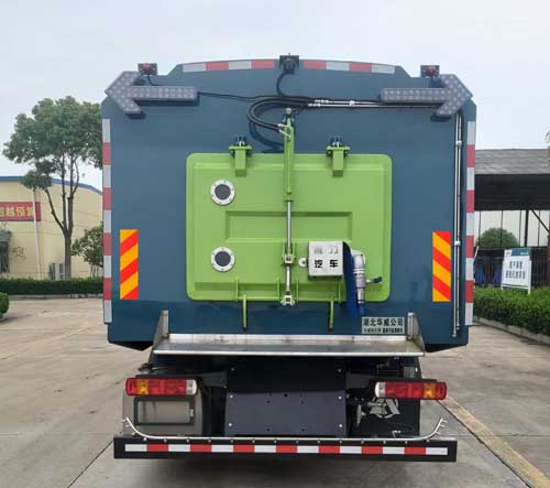 華威馳樂(lè )牌SGZ5188TWQZZ6T5型道路污染清除車(chē)