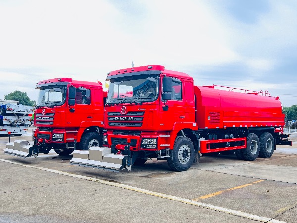 陜汽德龍F3000出口型路面清洗車(chē)|路面養護作業(yè)車(chē)|路面沖洗車(chē)|高壓清洗車(chē)