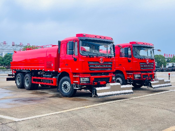 陜汽德龍F3000出口型路面清洗車(chē)|路面養護作業(yè)車(chē)|路面沖洗車(chē)|高壓清洗車(chē)