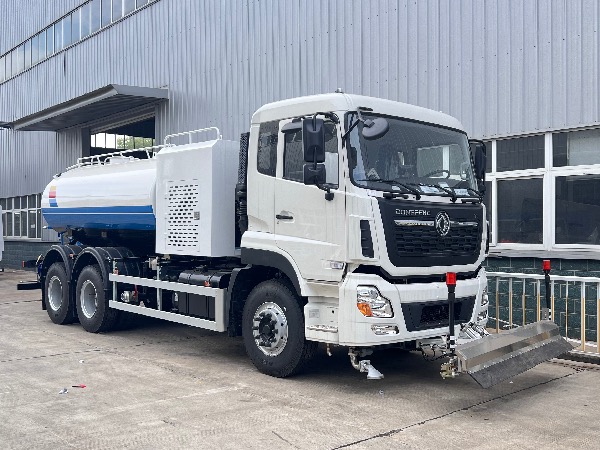 東風(fēng)天龍6x4高壓清洗車(chē)|路面養護車(chē)|路面沖洗車(chē)|路面清洗車(chē)