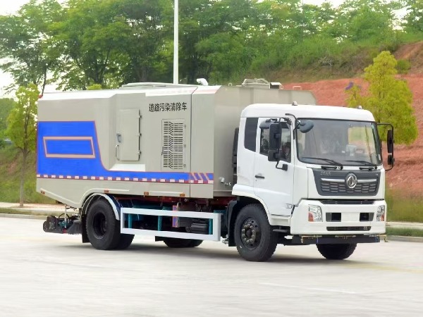 東風(fēng)天錦5180道路污染清除車(chē)|SGZ5189TXCDF6型深度吸塵車(chē)|后滾掃吸塵車(chē)|掃路車(chē)
