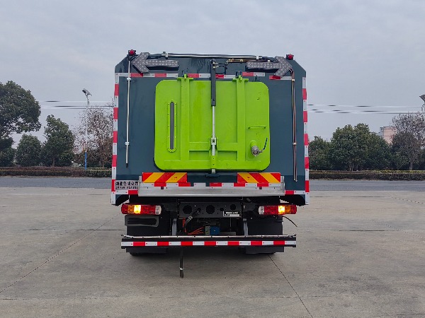 華威馳樂(lè )牌SGZ5181TXSZBEV型純電動(dòng)洗掃車(chē)|中國重汽HOWO豪沃TX新能源洗掃車(chē)