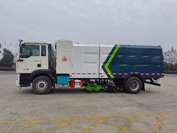 華威馳樂(lè )牌SGZ5181TXSZBEV型純電動(dòng)洗掃車(chē)|中國重汽HOWO豪沃TX新能源洗掃車(chē)