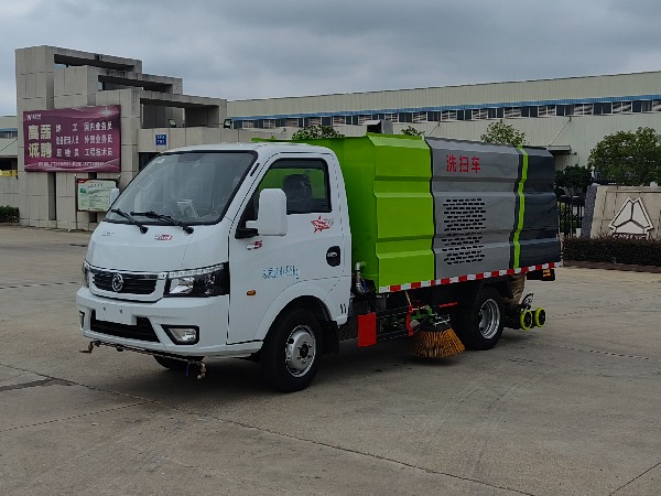 華威馳樂(lè )牌SGZ5040TXSEQ6型洗掃車(chē)|東風(fēng)途逸【藍牌C證可駕駛】國六排放洗掃車(chē)