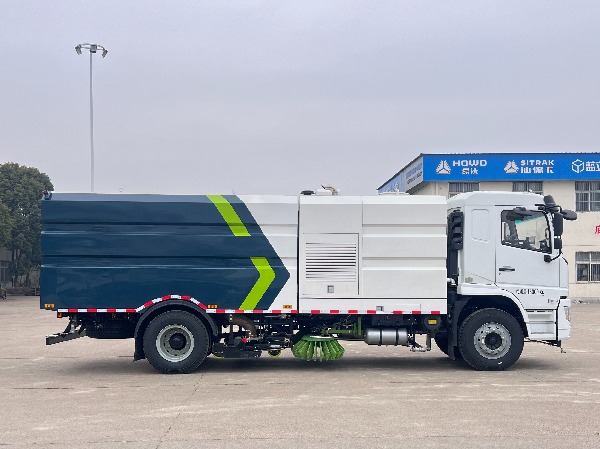 陜汽德龍L5000系列5180洗掃車(chē)|華威馳樂(lè )牌SGZ5180TXSSX6型洗掃車(chē)|四季型多功能洗掃車(chē)