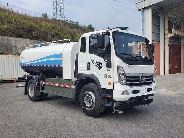 華威馳樂(lè )牌SGZ5180GPSWPBEV純電動(dòng)綠化噴灑車(chē)|中國重汽新能源EV純電動(dòng)灑水車(chē)|綠化噴灑車(chē)|路面養護作業(yè)車(chē)|路面清洗車(chē)|高壓清洗車(chē)