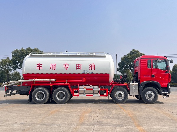 中國重汽HOWO豪沃油田專(zhuān)用下灰罐車(chē)|濰柴400馬力下灰車(chē)|8x4固井水泥灰罐車(chē)|華威馳樂(lè )牌SGZ5310GXHZZ6T5型下灰車(chē)