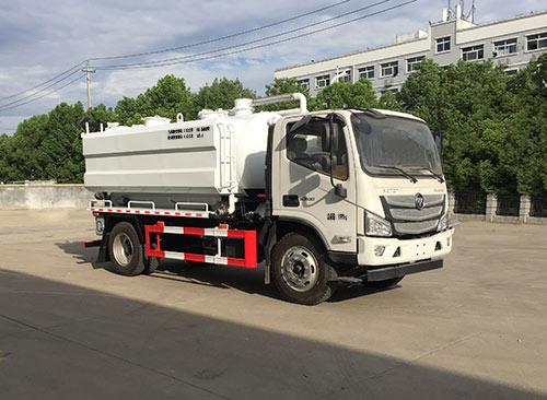 華威馳樂(lè )牌SGZ5120GQWBJ6型清洗吸污車(chē)