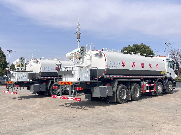 中國重汽汕德卡系列8x4綠化噴灑車(chē)|中國重汽湖北華威制造24立方灑水車(chē)|華威馳樂(lè )牌SGZ5311GPSZZ6C5型綠化噴灑車(chē)|霧炮車(chē)|抑塵車(chē)