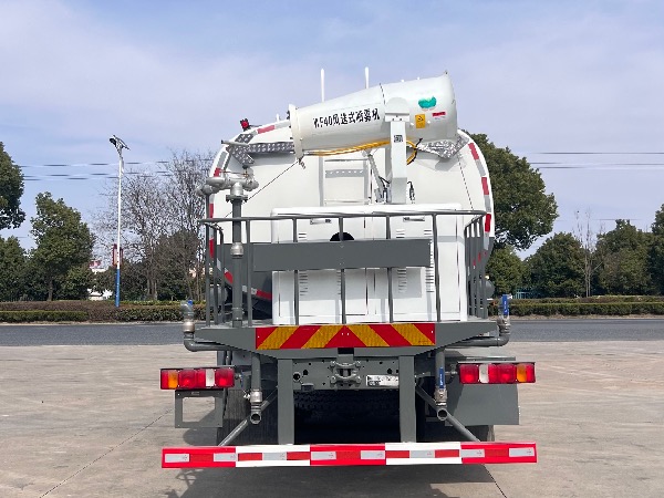 中國重汽汕德卡系列8x4綠化噴灑車(chē)|中國重汽湖北華威制造24立方灑水車(chē)|華威馳樂(lè )牌SGZ5311GPSZZ6C5型綠化噴灑車(chē)|霧炮車(chē)|抑塵車(chē)